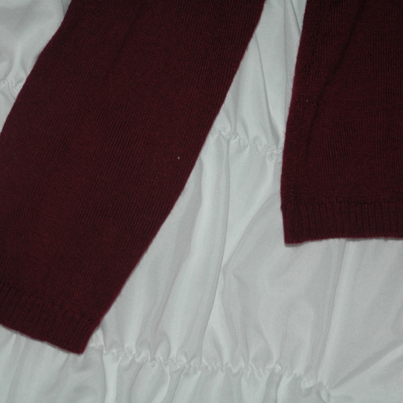 Beautiful soft Silvana sweater - Picture 2 of 5